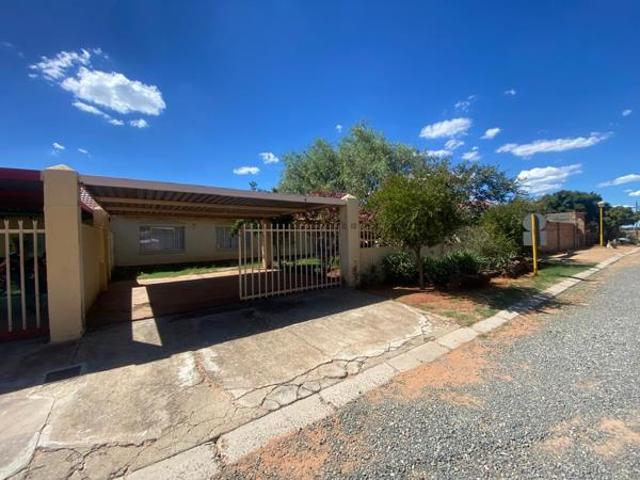 House for sale in Frances Baard, Northern Cape