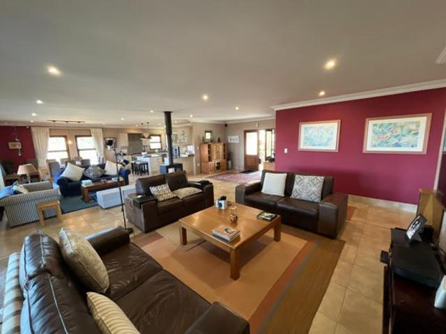 House for sale in Umgungundlovu, Kwazulu-natal