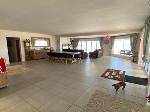 House for sale in Bushmans River Mouth, Eastern Cape