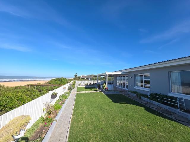 House for sale in Bushmans River Mouth, Eastern Cape