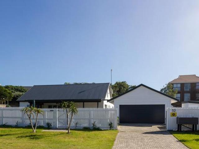 House for sale in Bushmans River Mouth, Eastern Cape