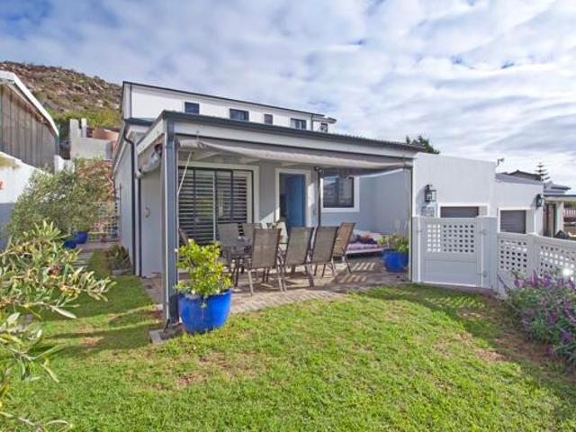 House for sale in Cape Town, Western Cape