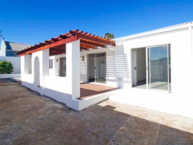 House for sale in Cape Town, Western Cape