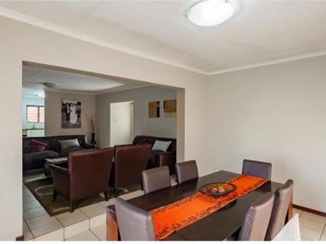 House for sale in Vosloorus, Gauteng