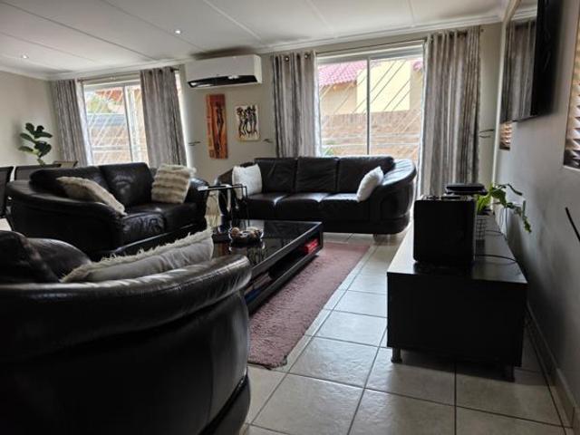 House for sale in Frances Baard, Northern Cape