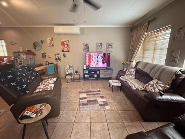 House for sale in Tlhabane, North West