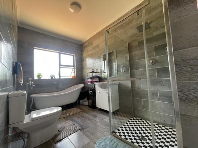 House for sale in Kimberley, Frances Baard District Municipality