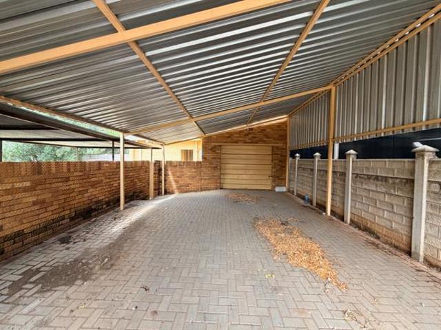 House for sale in Frances Baard, Northern Cape
