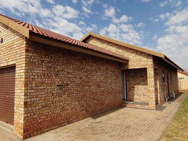 House for sale in Frances Baard, Northern Cape