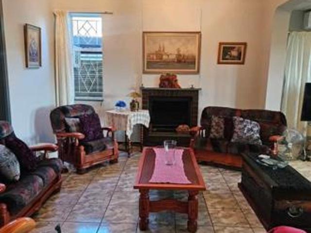 House for sale in Frances Baard, Northern Cape