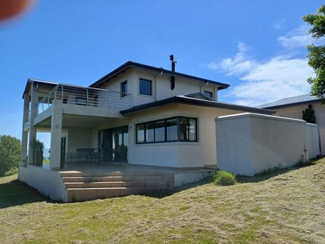 House for sale in Drakensberg, Kwazulu-natal