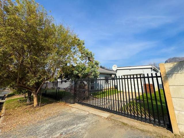 House for sale in Durbanville, Western Cape