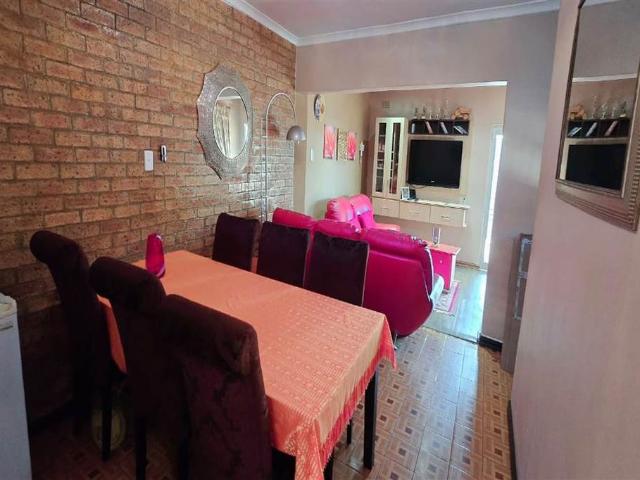 House for sale in Seaview, Kwazulu-natal