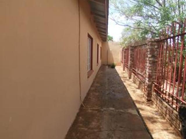 House for sale in Christiana, Lekwa-Teemane Local Municipality