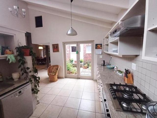 House for rent in Claremont, Cape Town