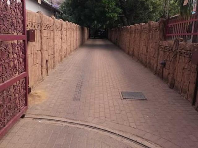 House for rent in Waterkloof, Gauteng