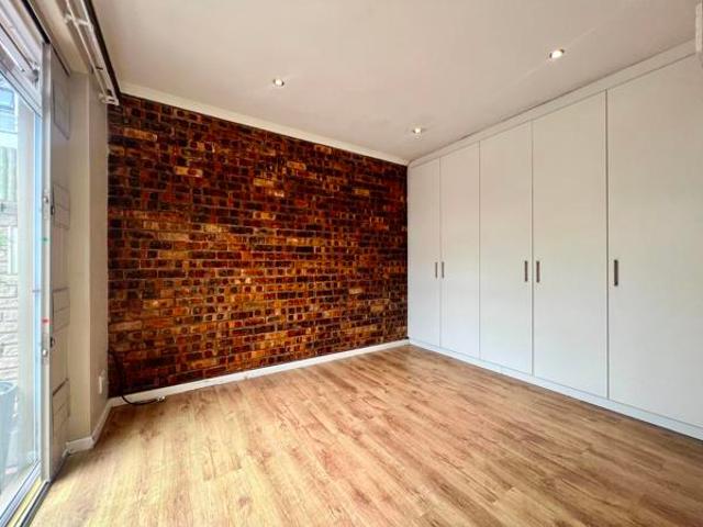 House for sale in Cape Town, Western Cape
