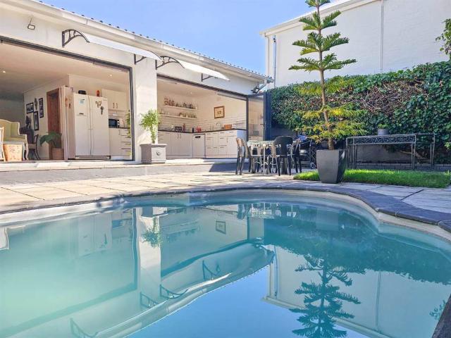 House for sale in Cape Town, Southern Suburbs