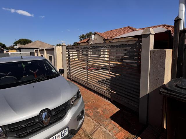 House for rent in Akasia, Gauteng