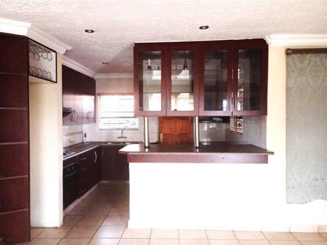 House for rent in Akasia