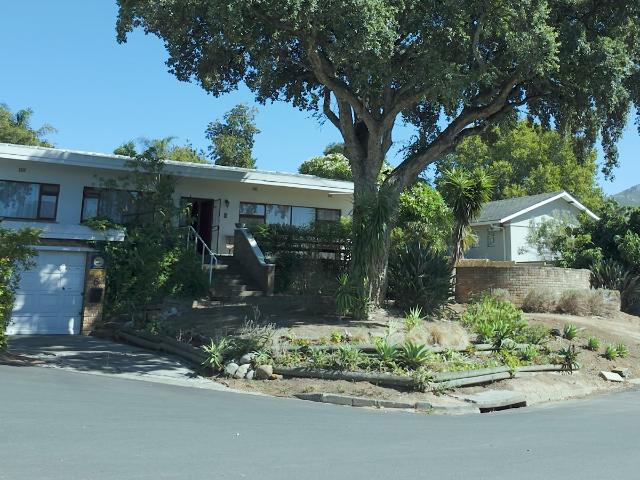 House for sale in Onverwacht, Western Cape