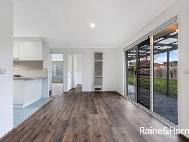 House for rent in Cranbourne North, Melbourne