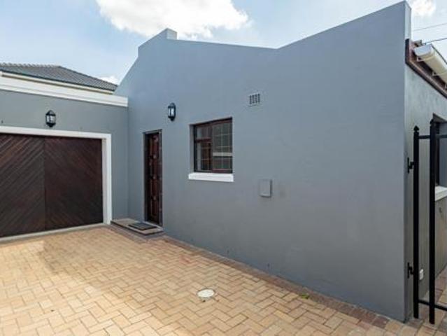 House for sale in Cape Town, Western Cape