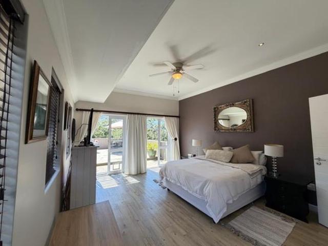 House for sale in Hankey, Kouga Local Municipality