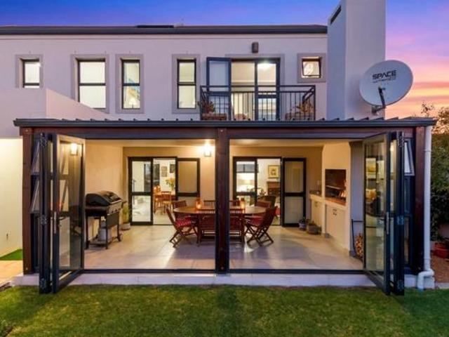 House for sale in Cape Town, Western Cape