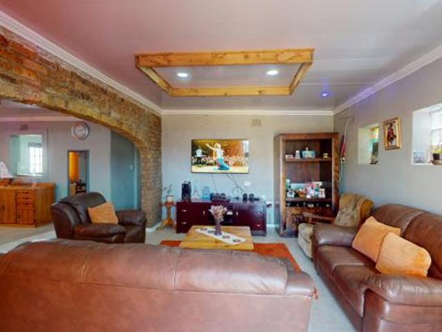 House for sale in Cape Town, Western Cape