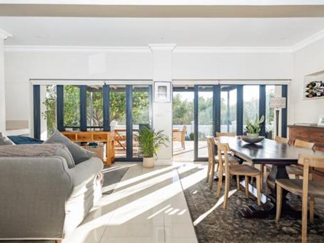 House for sale in Cape Town, Western Cape