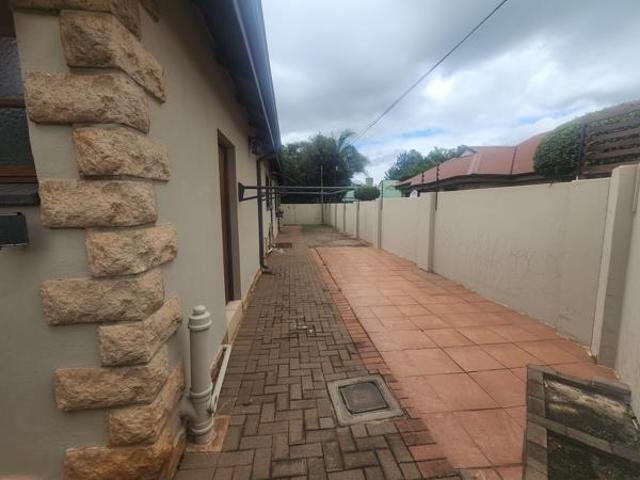 House for sale in Waterkloof, Gauteng