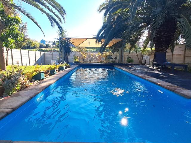House for sale in West Coast, Riebeeck Valley