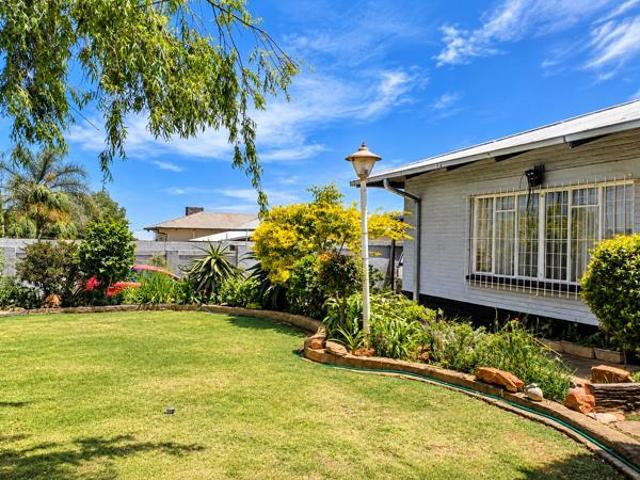 House for rent in West Rand Garden estates, Westonaria Local Municipality