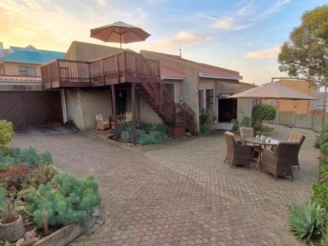 House for sale in Groot Brak Rivier, Western Cape