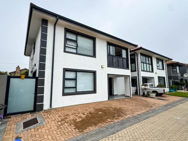 House for sale in Groot Brak Rivier, Western Cape