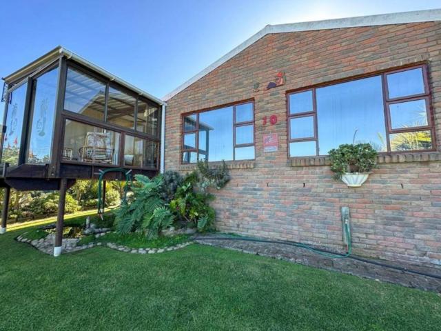House for sale in Groot Brak Rivier, Western Cape