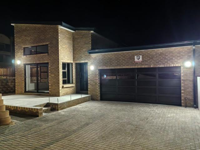 House for sale in Groot Brak Rivier, Western Cape