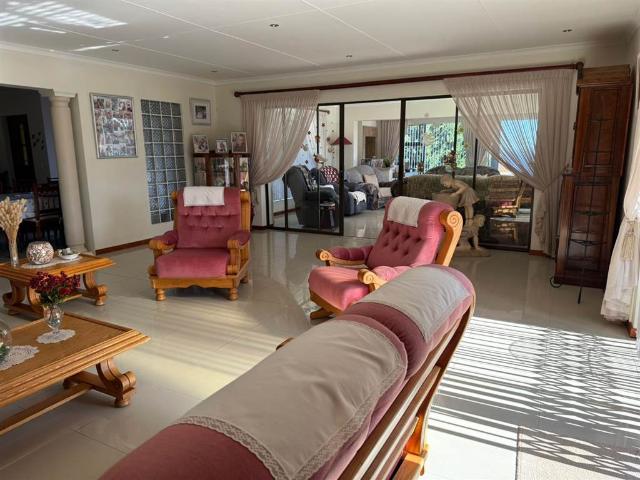 House for sale in Groot Brak Rivier, Western Cape