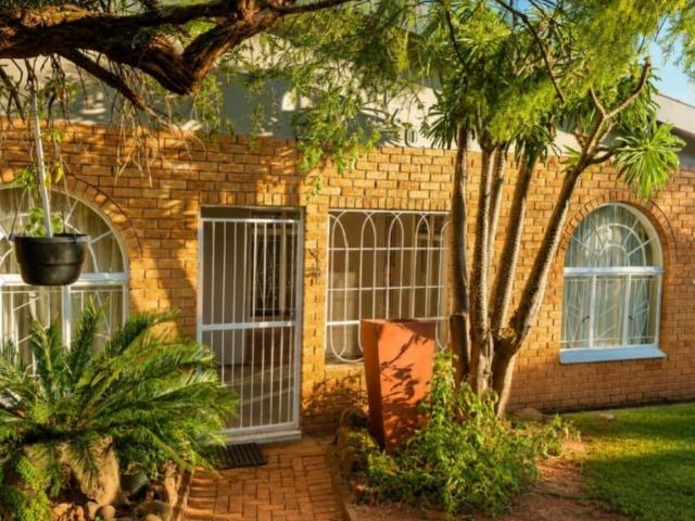 House for sale in Waterkloof, Gauteng