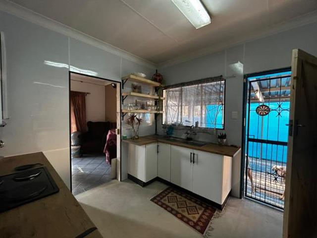 House for rent in Waterkloof, Gauteng