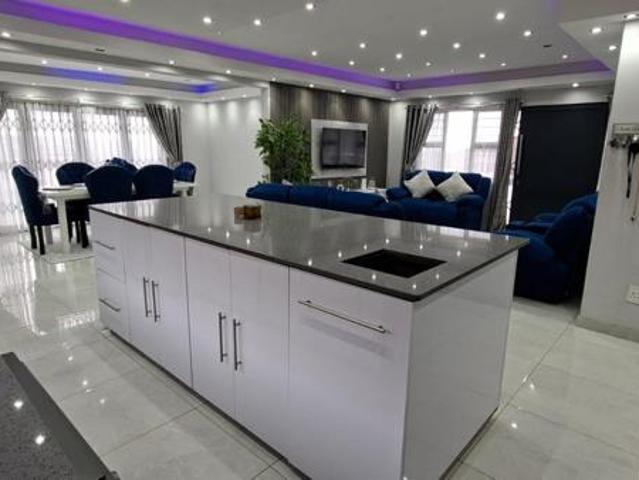 House for sale in Mount Moreland, Kwazulu-natal