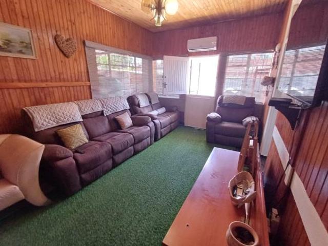 House for sale in Frances Baard, Northern Cape
