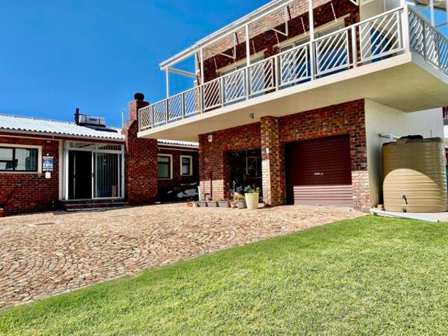 House for sale in Rietpoel, Theewaterskloof Local Municipality