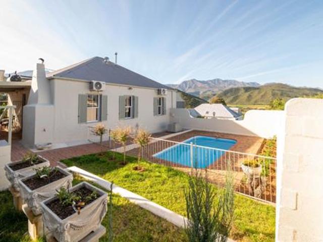House for sale in Groot Brak Rivier, Western Cape