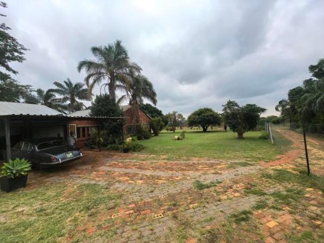 House for rent in Hartbeespoort Dam Nature Reserve, North West
