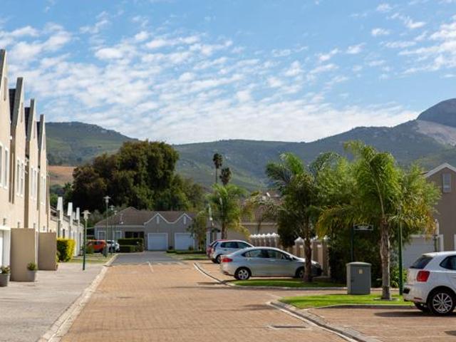 House for sale in Durbanville, Western Cape