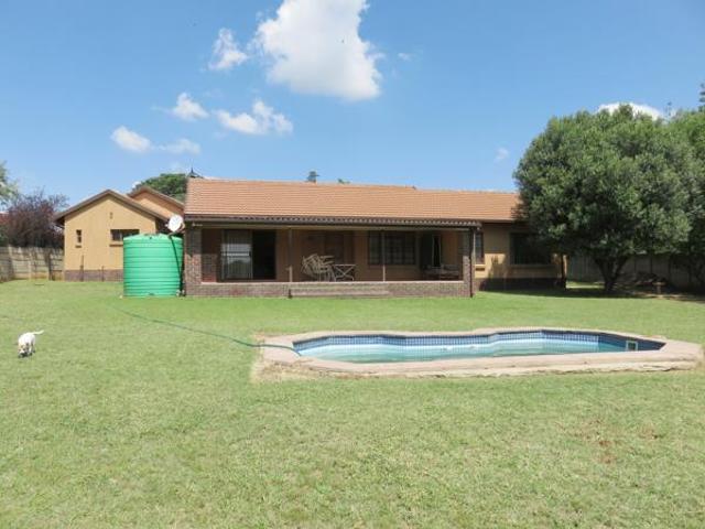 House for sale in Oranjeville, Free State