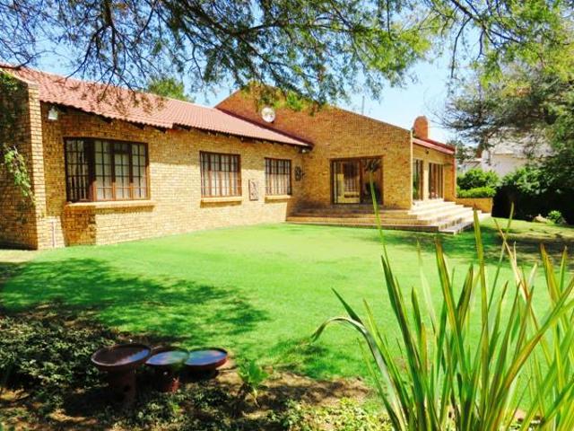 House for sale in Sasolburg, Metsimaholo Local Municipality
