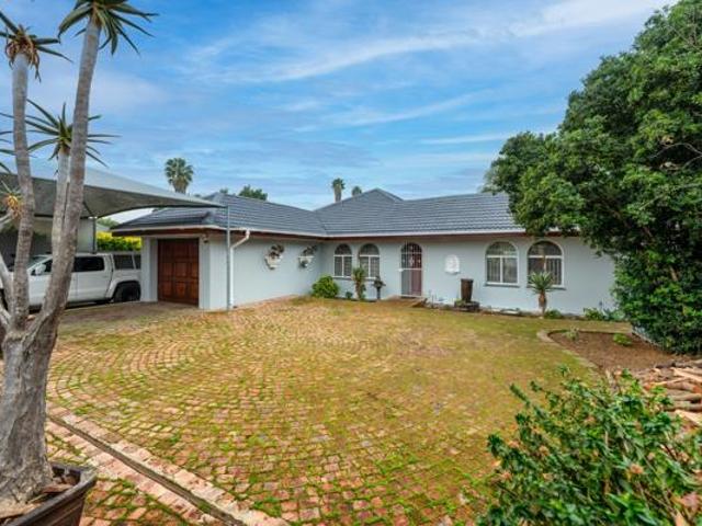 House for sale in Bergsig, Durbanville